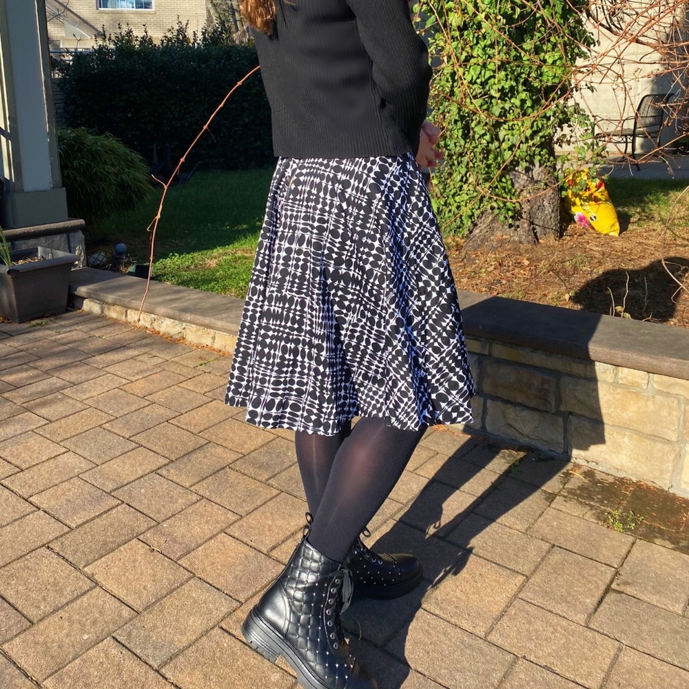 Skirt size: 6